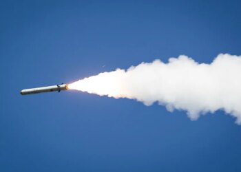 росія атакувала Україну балістикою, знешкоджено 117 зі 136 дронів