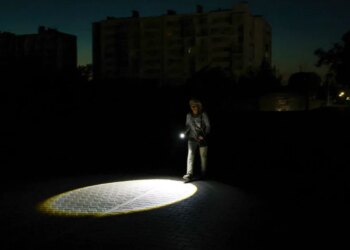 Окупована частина Херсонщини понад добу без електропостачання після ударів по підстанціях