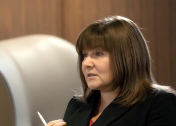 Міненерго не може чекати нового судового засідання, поки втрачається вугілля для зими, – депутат