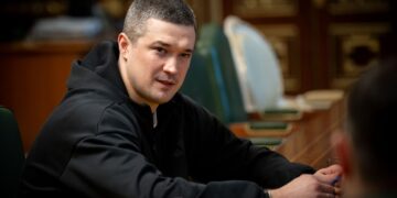 Україна повільно програє війну без системних змін та інновацій – Федоров