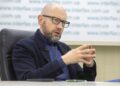 Яценюк пропонує включити до РНБО представників політсил, а урядовцям відмовитися від участі у майбутніх виборах