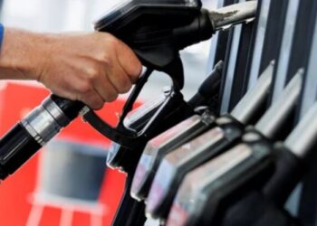 АЗС ограничивают продажу дизеля: сколько литров теперь отпускают водителям