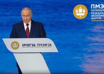 Фергюсон об ударах вглубь России: “Возникает вопрос, сколько еще Путин так может”