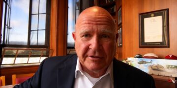 Макмастер о главной ошибке Путина: развернувшись от Европы, Кремль загнал Россию в слабость