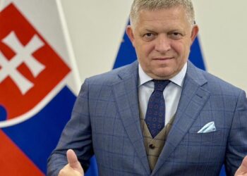 Фіцо: ми готові запропонувати Києву досвід в євроінтеграції, але не підтримаємо пришвидшеного вступу в ЄС