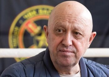 Зейхан: “Пока солдаты не начнут стрелять в командиров, угрозы для Путина не вижу”
