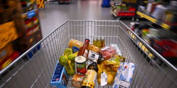 Розрив у цінниках до 15 гривень: що відбувається з цінами в супермаркетах 25 серпня