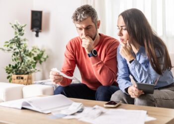 Борг за продану квартиру: чим загрожує ігнорування помилок ДПС та як звірити дані