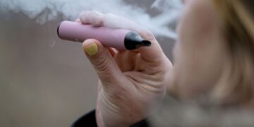 Лише 4% електронних сигарет в Україні легальні: дослідження Kantar