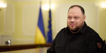 Стефанчук: Рада готова оперативно ухвалювати рішення для посилення оборони України