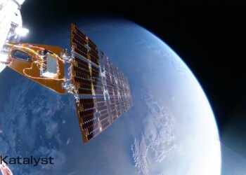 Приватний апарат наблизився до приреченого телескопа NASA, але врятувати його вже не зміг