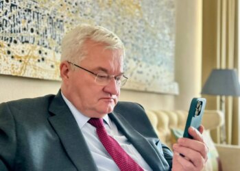 Україна просить Австрію допомогти з локомотивами та використанням заморожених активів рф – МЗС