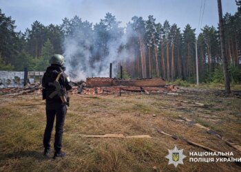 Двоє людей загинули внаслідок російських ударів по Сумщині, серед поранених 14-річна дівчина