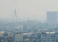 У Києві та області після ворожих атак спостерігається задимлення, людям радять зачинити вікна