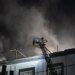 У Києві дрони влучили в офісну будівлю, уламки впали у двох районах