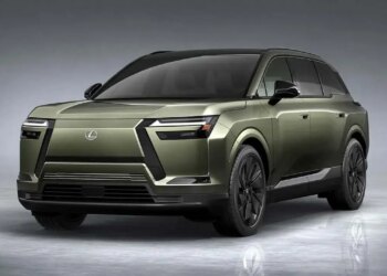 Lexus TZ виявився майже на 100 к.с. слабшим за заявлену раніше версію