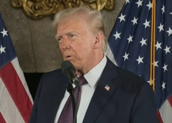 Трамп пообіцяв кожному дорослому американцеві по $5000 у разі перемоги республіканців на виборах