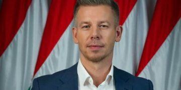 Прем’єр-міністр та голова МЗС Угорщини відреагували на заяву Сибіги: Угорщина не є учасницею “Карпатської вісімки”