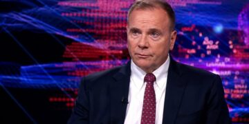 Ходжес предупредил Европу на примере Польши: “Польшу все равно кинули”, несмотря на закупки оружия у Трампа
