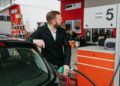 Чому пальне подорожчало майже на 40% за рік: пояснення НБУ
