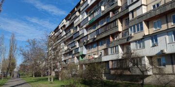 “ГрінДІМ” на паузі: які державні програми допомагають багатоповерхівкам пережити блекаути