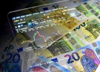 Долар до 45 гривень, а євро до 52,5: Тарас Лєсовий дав прогноз курсу на наступний тиждень