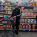 Ціни на продукти у світі зросли до максимуму за чотири роки: причина і в Україні