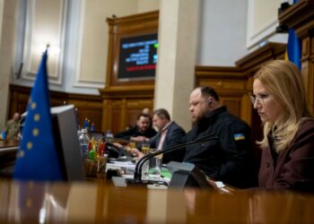 Мінімалка 9 546 грн і трильйони на оборону: головні цифри проєкту держбюджету-2027