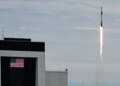 Екіпаж SpaceX встановив рекорд, діставшись МКС менш ніж за 8 годин