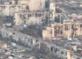 Пішки, на велосипедах і мопедах – Лубінець показав, як десятки людей намагаються виїхати з Олешок