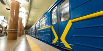 Київське метро змінило графік "зеленої" гілки у години пік