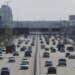 МВС пояснило, як діяти під час атаки в дорозі та де ховатися