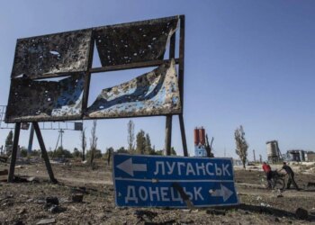 Україна відвойовує землі на Донбасі, перешкоджаючи російському наступу – NYT