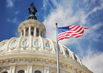 У Конгресі США звинуватили Зеленського в "навмисному" затягуванні мирних переговорів з рф