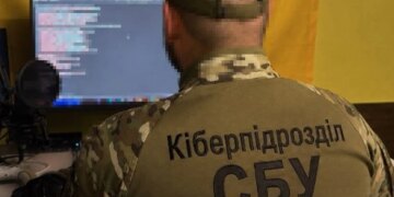 СБУ і поліція вперше застосували нову статтю КК проти шахрайського кол-центру