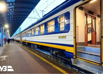 У Києві через ускладнення руху на Південному мосту пустять додаткові рейси Kyiv City Express – з'явився розклад