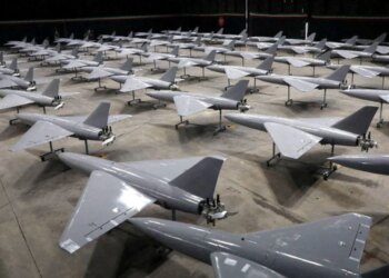 москву атакували безпілотники під час саміту за участю путіна: близько 150 авіарейсів скасували або затримали