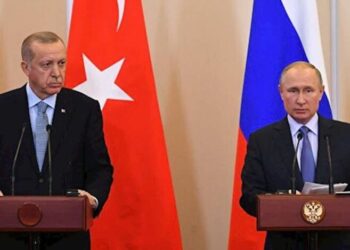 Эрдоган обсудил с Путиным безопасность в Черном море после атак на торговые суда