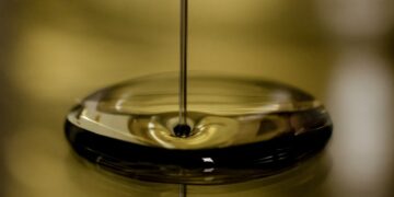 Іран намагається підвищити ціни на нафту напередодні проміжних виборів у США, заявляє Трамп