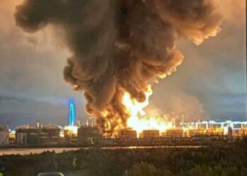 Удар по Петербургу: дроны атаковали нефтетерминал, нефтебазу и дата-центр “ВКонтакте”