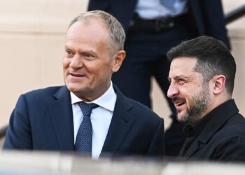 Туск: Зеленський не підтримує рішення Львівської облради, яке може створити перешкоди для інтеграції України