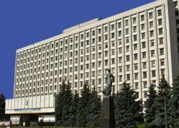 ЦВК продовжила ще на рік строк подання Чорновол документів для реєстрації народною депутаткою