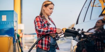 Ціни на АЗС знову ростуть: скільки коштує бензин, дизель та газ 7 жовтня