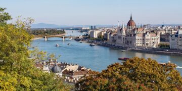 Угорщина готова зняти вето на подальше просування України та Молдови на шляху до вступу в ЄС – ЗМІ