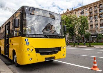 Тревога в Киеве: КГГА изменила правила проезда по двум мостам через Днепр