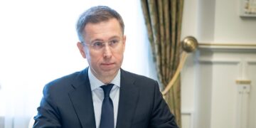 Україна отримала від ЄС 1,2 млрд євро на оборону