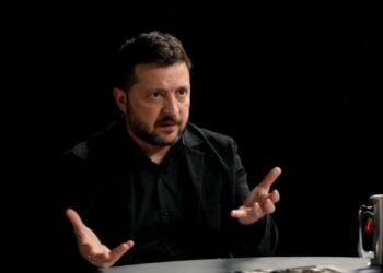 Зеленский: Трамп перекладывает на меня вину за российскую агрессию